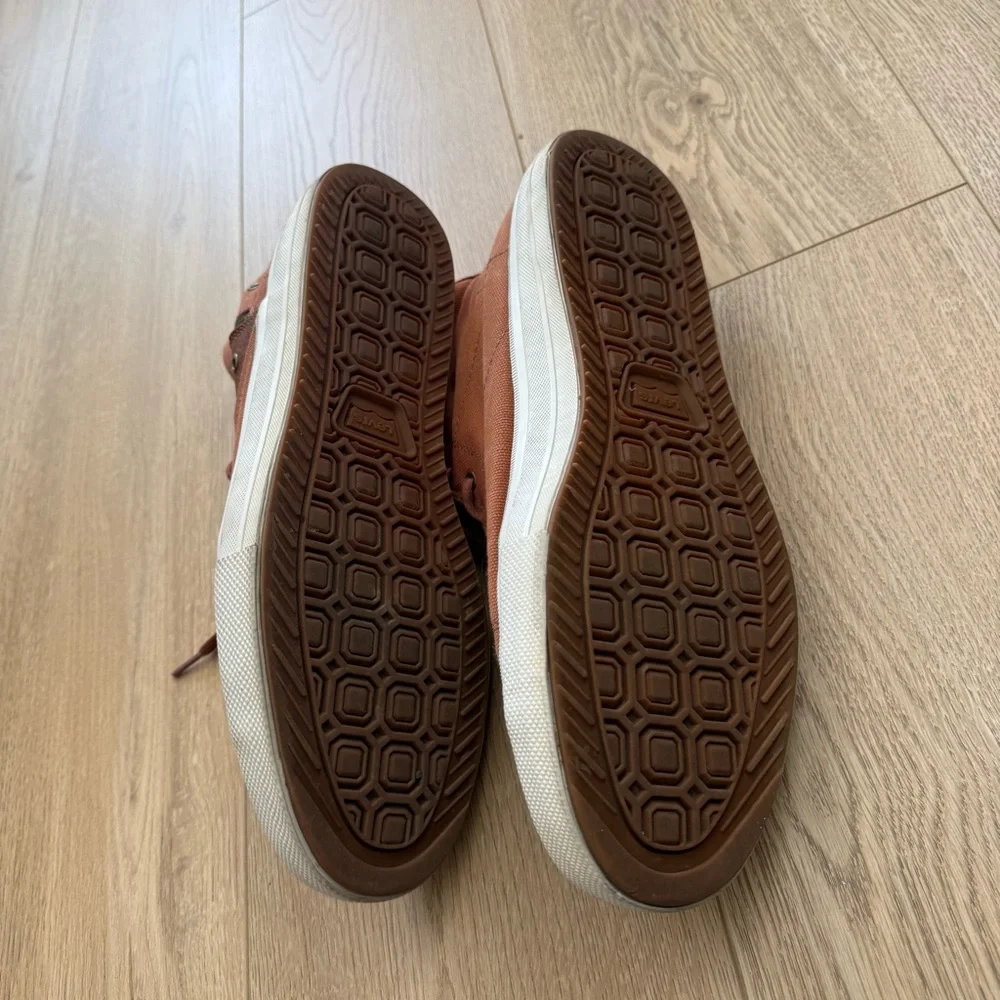 Levis levi high